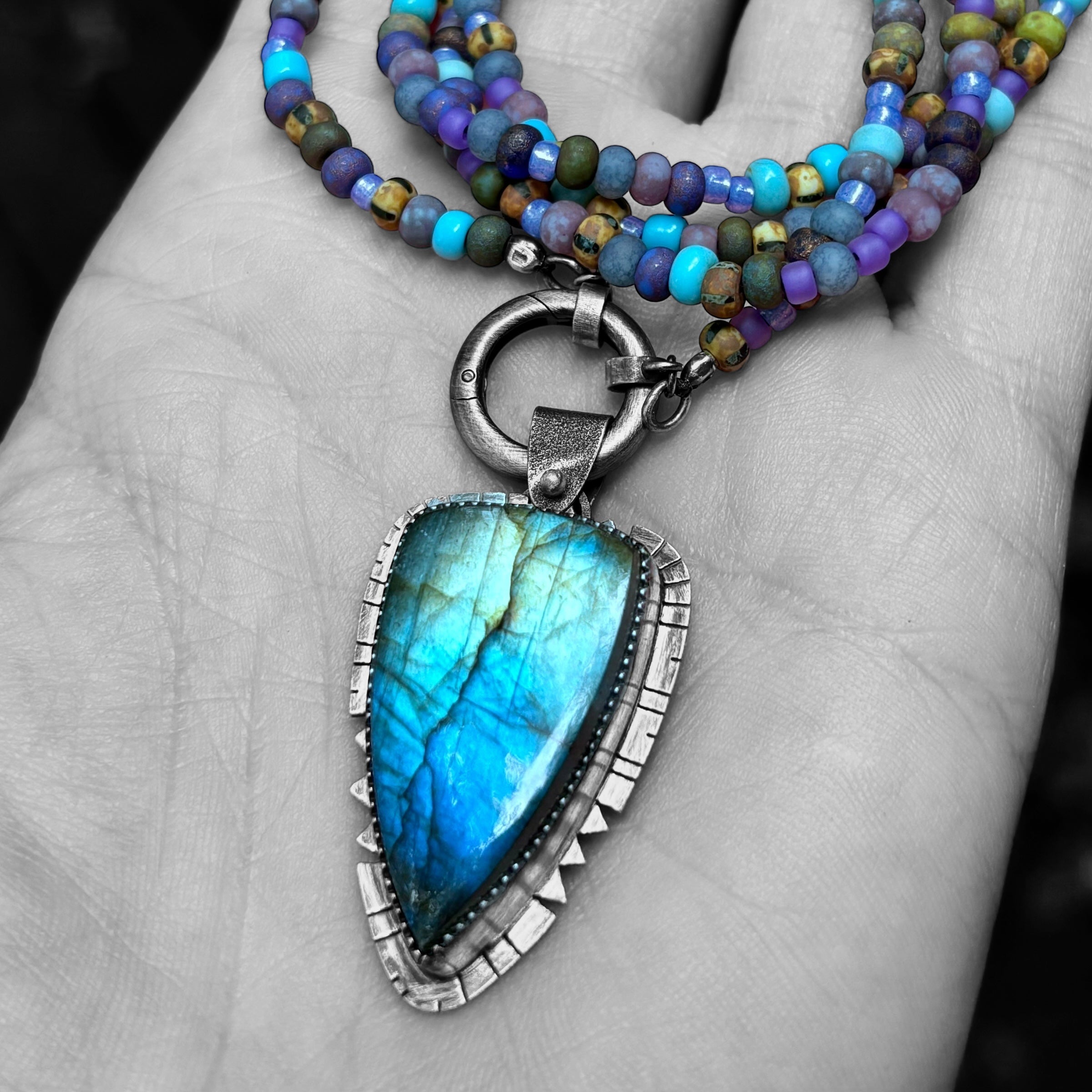 Dive Deep shops Labradorite Necklace by Hypknotica